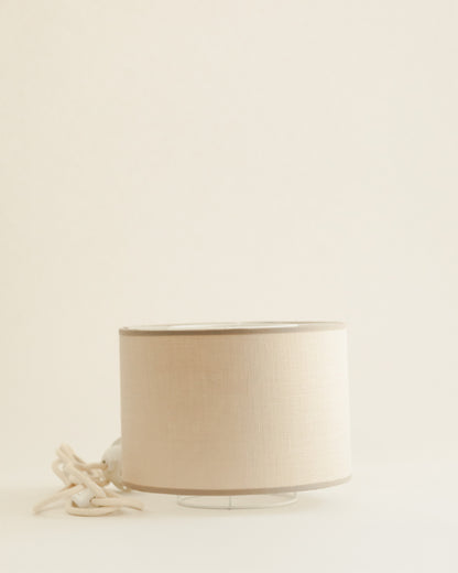 Beige lamp kit